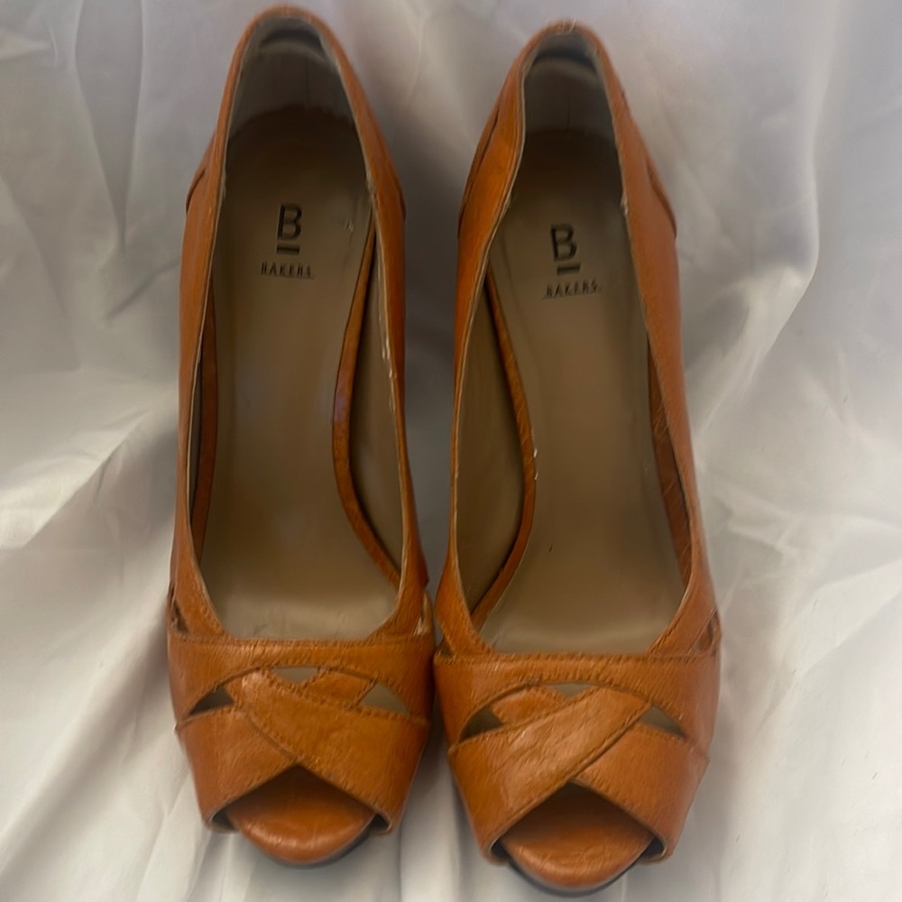 BAKER 3 1/2 inch Peep Toe Heels